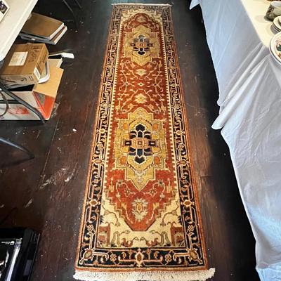 U736 Oriental 10' Wool Runner Rug