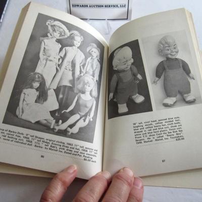Price Guide to Collectible Dolls, Composition to Vinyl, 1st Edition, 1973