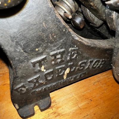 738 Mid Century Kelsey Excelsior 5x8 Lever Press