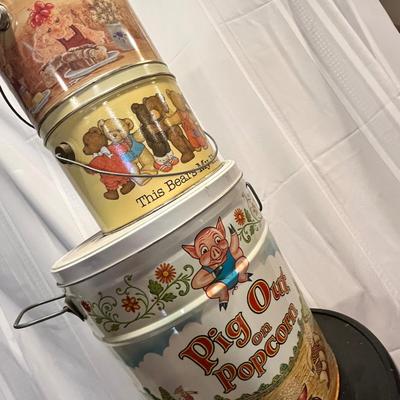 Lot of tins