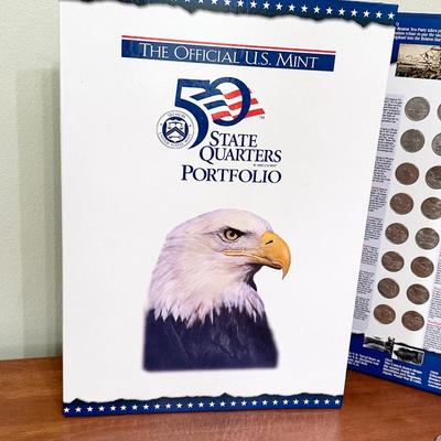 50 States Quarters ~ Denver & Philadelphia ~ Holds 100 Quarters