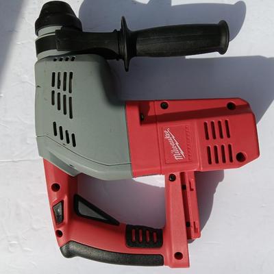 Milwaukee 1" SDS Rotary Hammer kit - Rotary hammer - Battery - bits and molded case - No charger