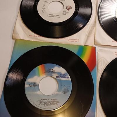 Vinyl record Albums -Nitty Gritty Dirt band - Conway Twitty 45RPM Records