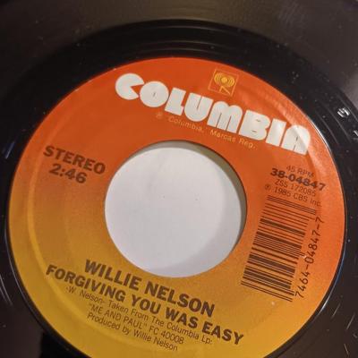 Vinyl record Albums -Willie Nelson 45RPM Records