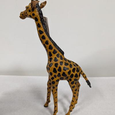 Elephant & Giraffe Figures