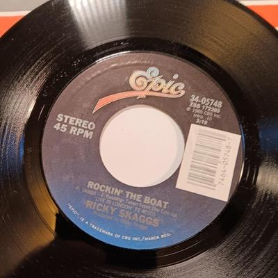 Vinyl record Albums -Nitty Gritty dirt band - Ricky Skaggs - Charlie Pride and more 45RPM Records