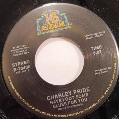 Vinyl record Albums -Nitty Gritty dirt band - Ricky Skaggs - Charlie Pride and more 45RPM Records