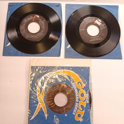 Vinyl record Albums THREE ELVIS PRESLEY 45RPM Records