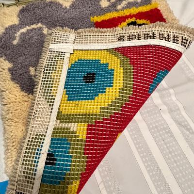Train Hook Rug