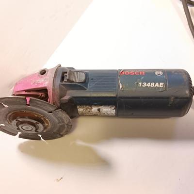 Bosch Angle grinder with Vortec 4" knot wire brush head
