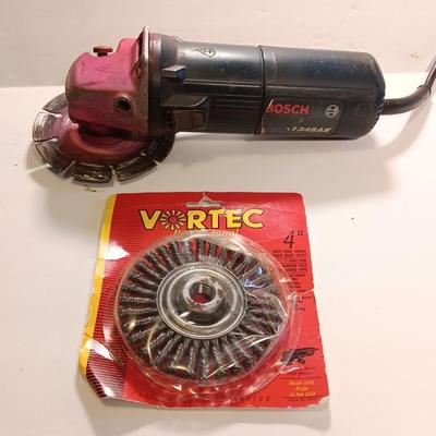 Bosch Angle grinder with Vortec 4" knot wire brush head