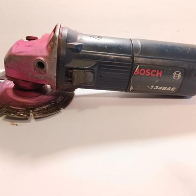 Bosch Angle grinder with Vortec 4" knot wire brush head