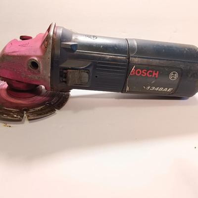 Bosch Angle grinder with Vortec 4" knot wire brush head