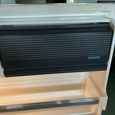 Amana 18 Almond Refrigerator