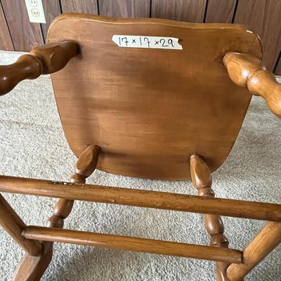 Vintage Colonial Style Chair