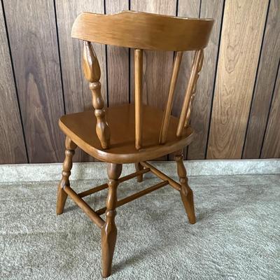 Vintage Colonial Style Chair