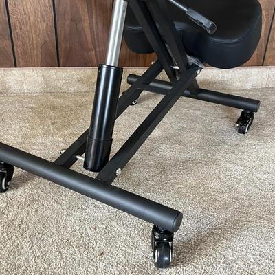 Rolling Kneeling Chair with Back Support