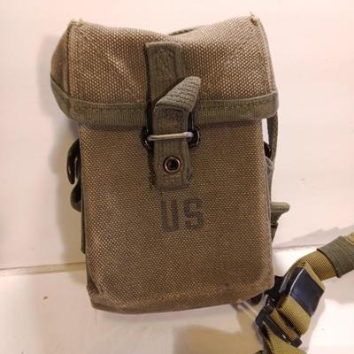 US Army Ammo / Clip pouch with Army issued padded suspenders.