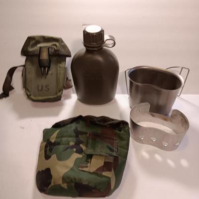 US Army issued Ammo / magazine pouch with Camouflage covered canteen.