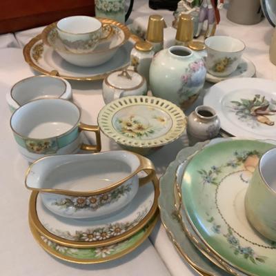 U656 Floral Hand Painted Porcelain by Gladys Freeman