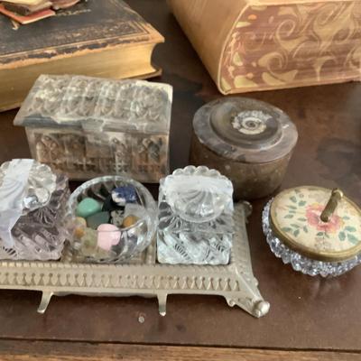 U666 Antique Ink Well & Stone Trinket Boxes