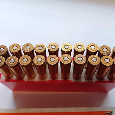 Winchester Super X 20 Centerfire Rifle Cartridges - 375 H& H magnum 300 GR. Silvertip