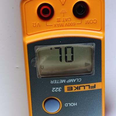 Working Fluke 322 clamp meter with case and instructions