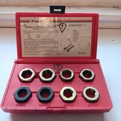Complete Snap-On RD8 Spindle Rethreader set - 8 piece in blow molded case. functional & metric