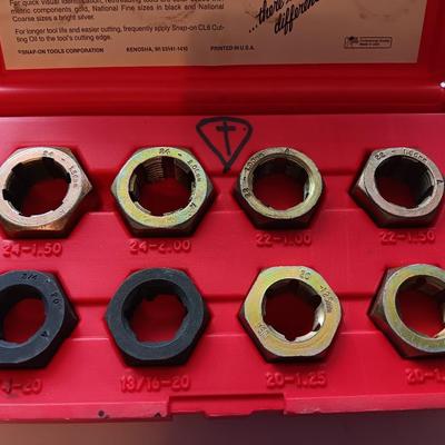 Complete Snap-On RD8 Spindle Rethreader set - 8 piece in blow molded case. functional & metric