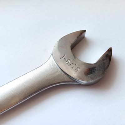 Craftsman 1 - 5/16 Large wrench