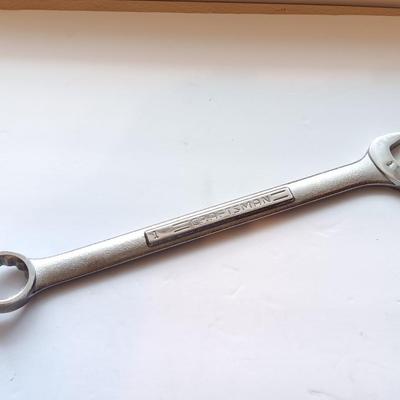 Craftsman 1" Large wrench
