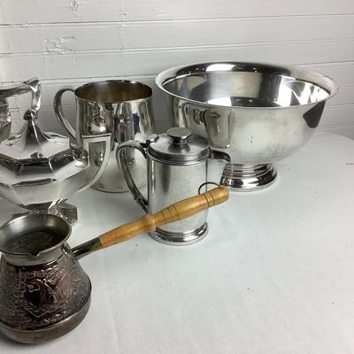 U681 Silverplate Serving Pieces & Tea Service