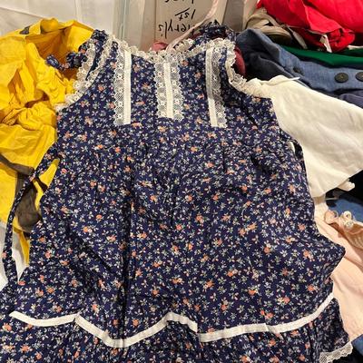 Tote of Girl clothes