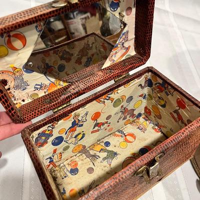 Vintage mini kids luggage