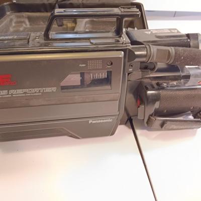 Vintage Panasonic VHS Camera AG-160 Pro line AF Piezo camera with molded case