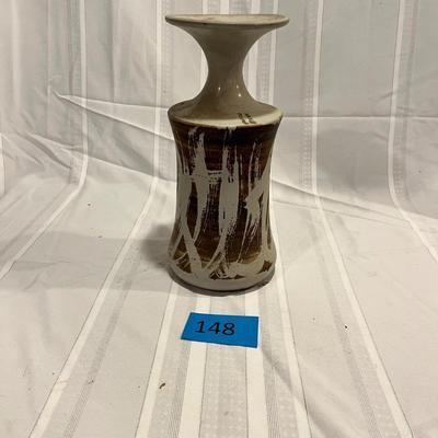 Artist vase