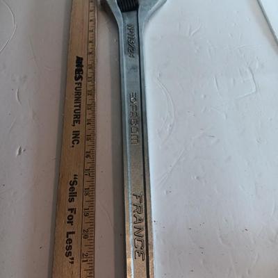 LARGE France - Facom No. 113/24 Adjustable wrench - crescent wrench 24"