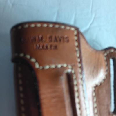 Leather pistol case - belt mount - WM. Davis Maker