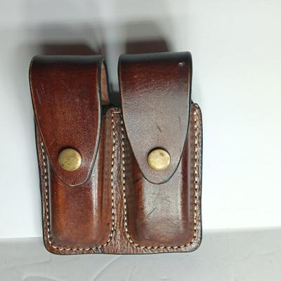 Belt mount leather double magazine holder