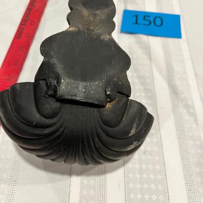 Cast metal spoon ladle