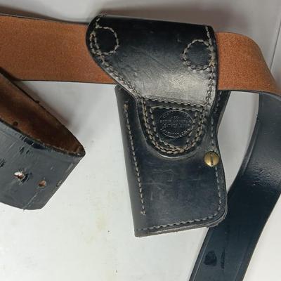Custom made holster and belt By Rocky Mountain Leather ship Lakewood, Colorado