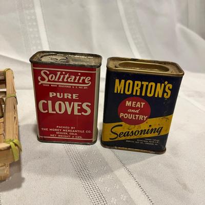 Vintage Spice Tins