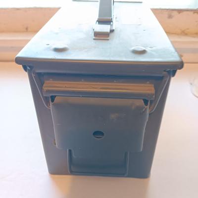 Ammunition chest - Empty metal military ammo can