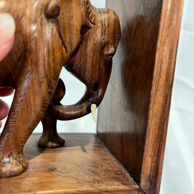 Wood animals