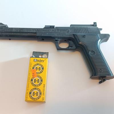 Copperhead Crosman Air Guns Model AA11 BB AIR GUN Pistol with BB's