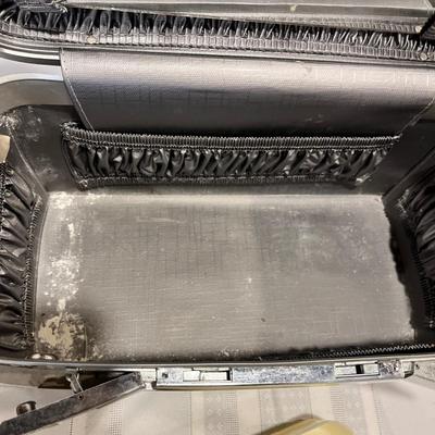 Vintage Cosmetics case