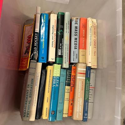 Tote of college books