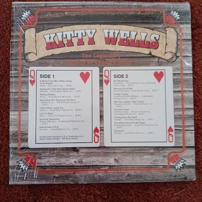 Vinyl Albums - Big Country - Kitty Wells - 60 years of country - Hooked on Country - LP Records