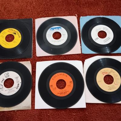 Vinyl record Albums - -Kathy Carllile -Janis Carnes =Louis Mandrell and more! 45RPM Records