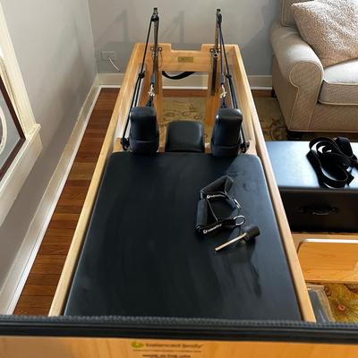 H1199 Clinical Reformer Balanced Body Pilates Rehabilitation Station